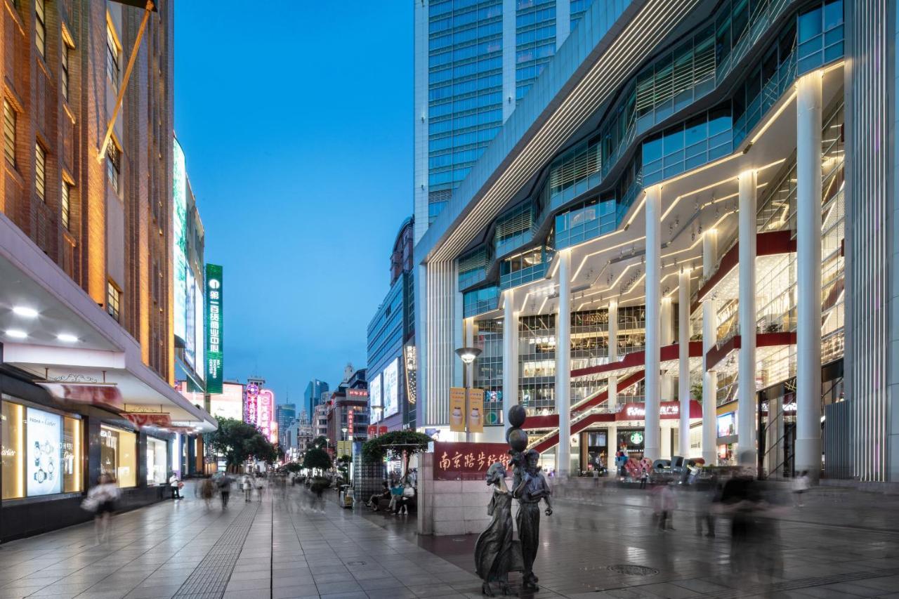 Crowne Plaza Shanghai Nanjing Road By Ihg Xangai Exterior foto The shopping mall