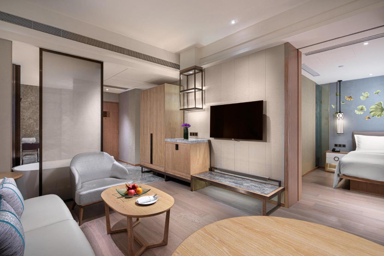 Crowne Plaza Shanghai Nanjing Road By Ihg Xangai Exterior foto Deluxe Suite