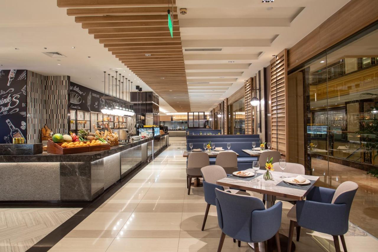 Crowne Plaza Shanghai Nanjing Road By Ihg Xangai Exterior foto The restaurant