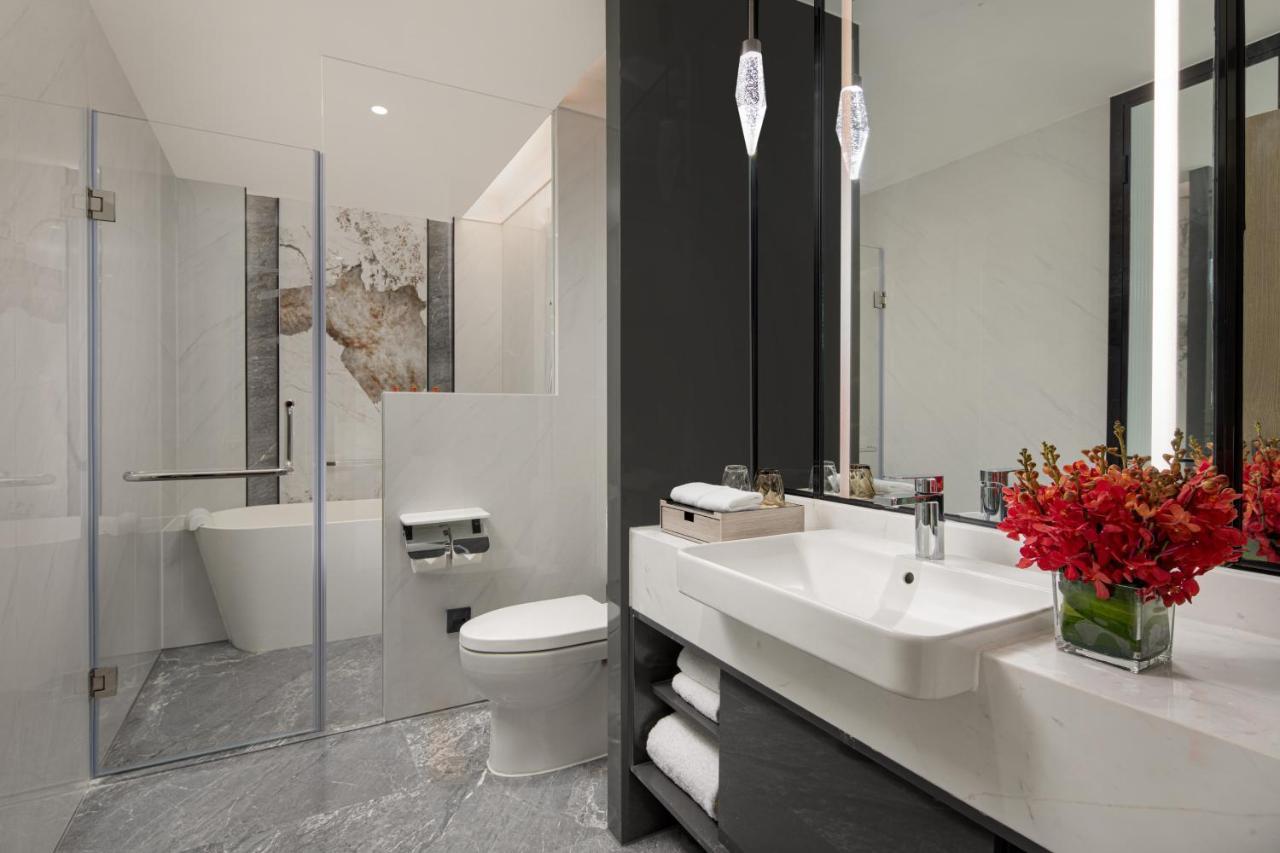 Crowne Plaza Shanghai Nanjing Road By Ihg Xangai Exterior foto A bathroom